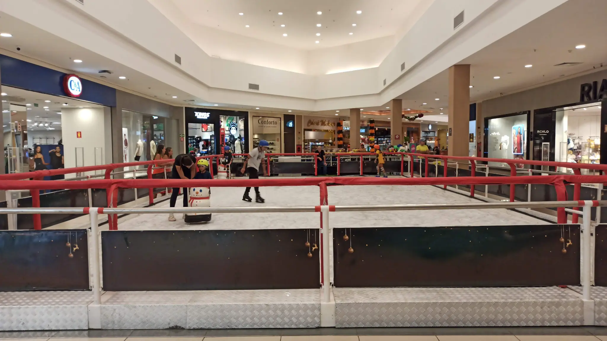 Shopping Capim Dourado